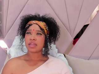violet-contre webcam