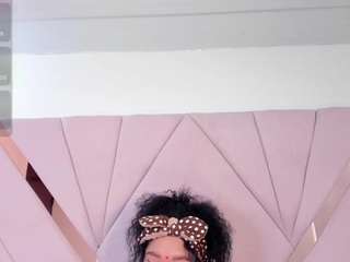 violet-contre Live Webcam on CamSoda