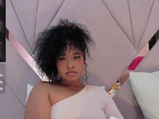 violet-contre Live Webcam on CamSoda