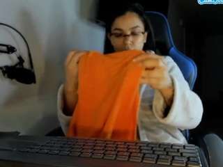 victoria-chicas webcam model