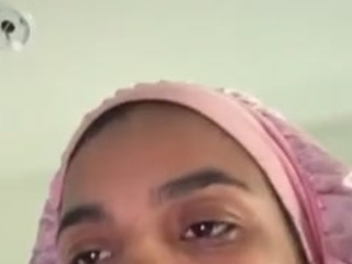 Live webcam model victoria-chicas on Soda Cams