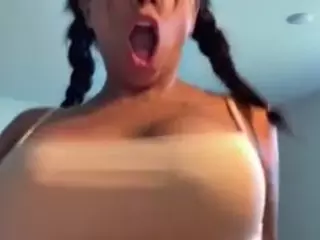 Victoria's Live Sex Cam Show