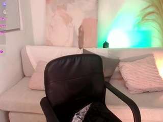 victorialeia Live Webcam on CamSoda