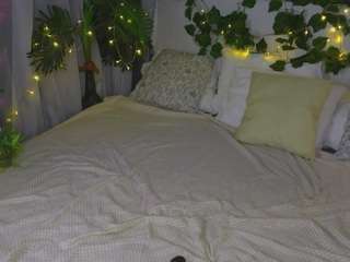 cherycake's CamSoda show and profile