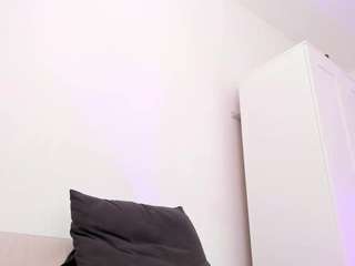  sarasaenz2 chat room