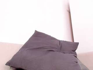 sarasaenz2 webcam