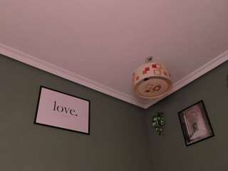 sarasaenz2 webcam model