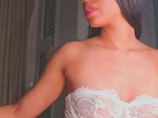 sarasaenz2 live webcam show