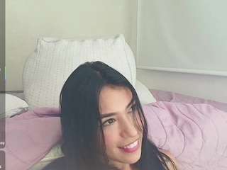 sassy-girl Live Webcam on CamSoda