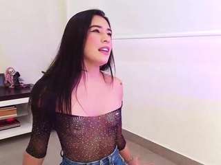 sassy-girl webcam