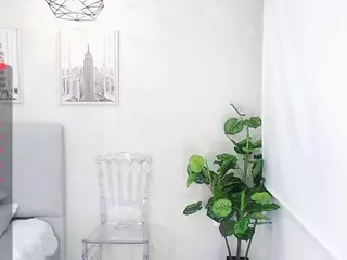 Sassy Girl's Live Sex Cam Show