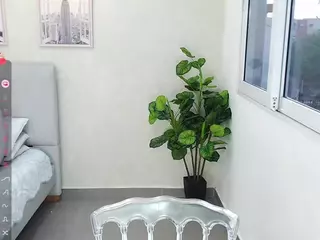 Sassy Girl's Live Sex Cam Show