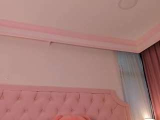 valentoro from CamSoda is Freechat
