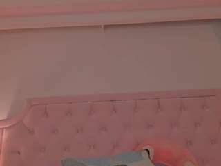 Live webcam model valentoro on Soda Cams