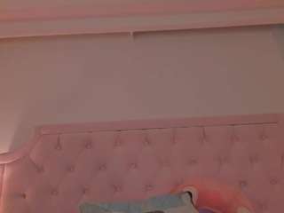 Live webcam model valentoro on Soda Cams