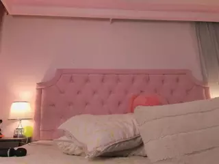 Valen Toro's Live Sex Cam Show