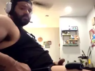 SexyMixedMan4200's Live Sex Cam Show