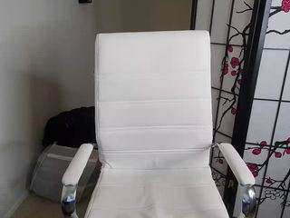 Live webcam model museum0fcum on Soda Cams