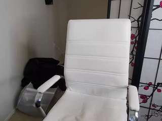 Live webcam model museum0fcum on Soda Cams