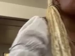 sunnymagicc's Live Sex Cam Show