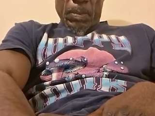 bozzarella Live Webcam on CamSoda