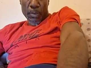 bozzarella Live Webcam on CamSoda