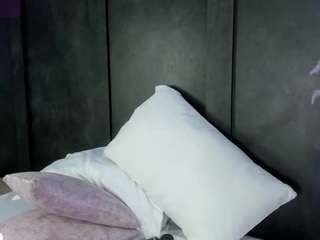 caroline23