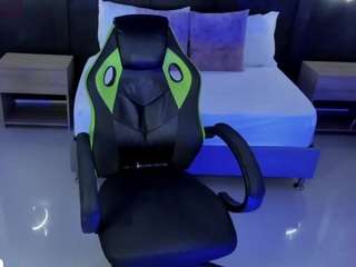 caroline23