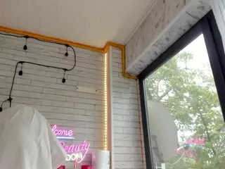 BritneyCharm's Live Sex Cam Show