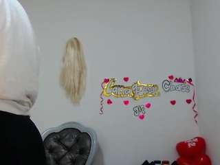 lanaqueen69 webcam model