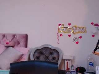 lanaqueen69 webcam