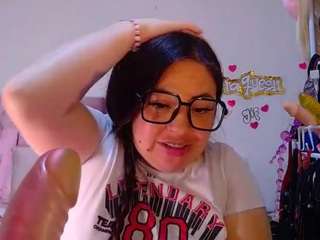 Questo modello è in diretta ora. lanaqueen69