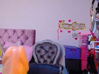 lanaqueen69 live cam preview
