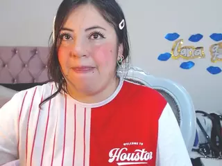 lanaqueen69's Live Sex Cam Show