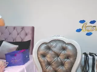 lanaqueen69's Live Sex Cam Show