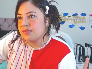 lanaqueen69's Live Sex Cam Show