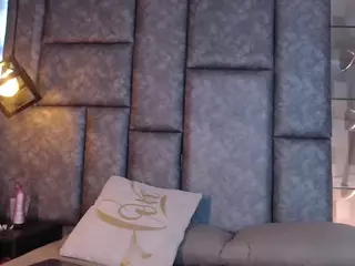 Alice Queen's Live Sex Cam Show