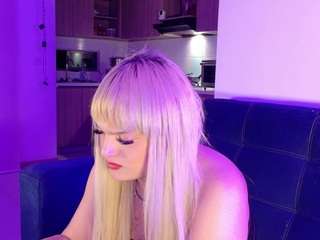 kendallcurkovaa webcam