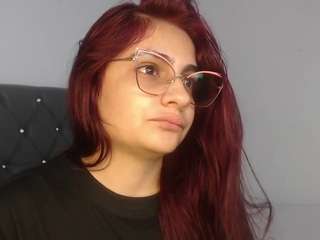 alice-angsx Live Webcam on CamSoda