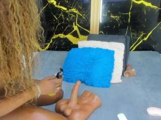 nyakimgold Live Webcam on CamSoda