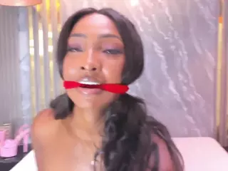 Nyakimgold's Live Sex Cam Show