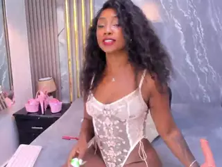 Nyakimgold's Live Sex Cam Show