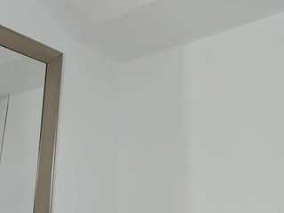 susan-mature webcam model