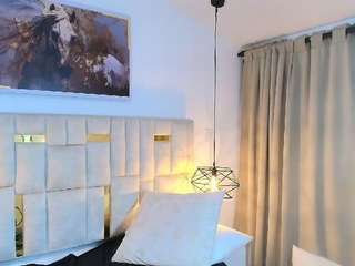 susan-mature Live Webcam on CamSoda