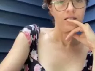 ShellyWhite's Live Sex Cam Show