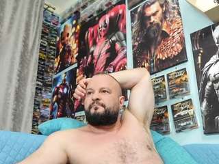 hugearms Live Webcam on {site_name}