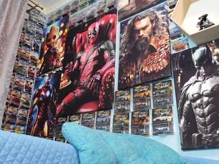 hugearms Live Webcam on CamSoda