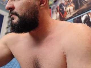 Hugearms