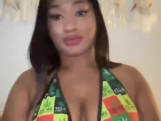iamsosapierre's Live Sex Cam Show