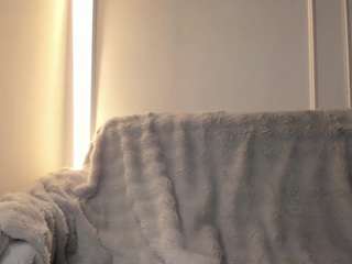 Live webcam model moonlovee on Soda Cams